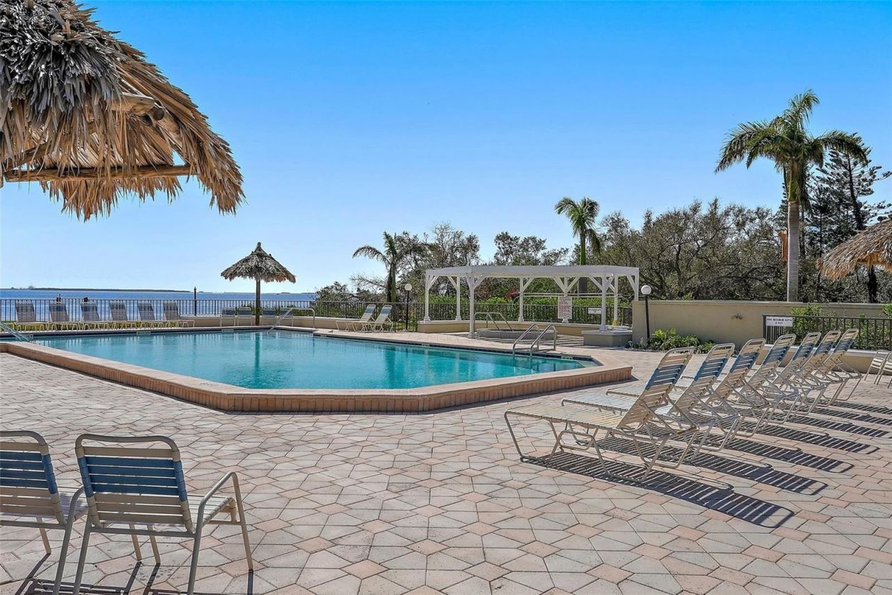 6372 Palma Del Mar Boulevard S, Unit 1207, Saint Petersburg, FL 33715 Photo