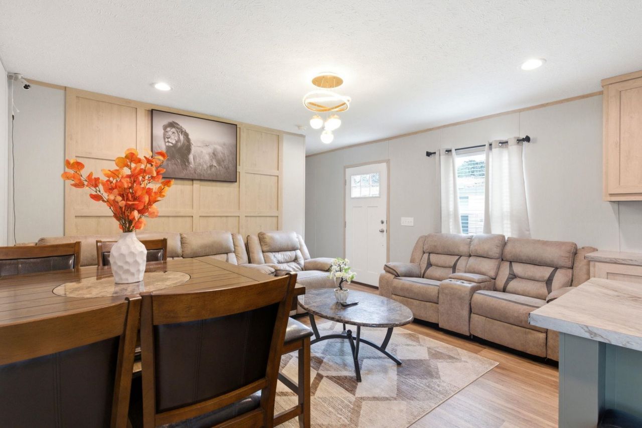 1500 Highway 15  Photo 21