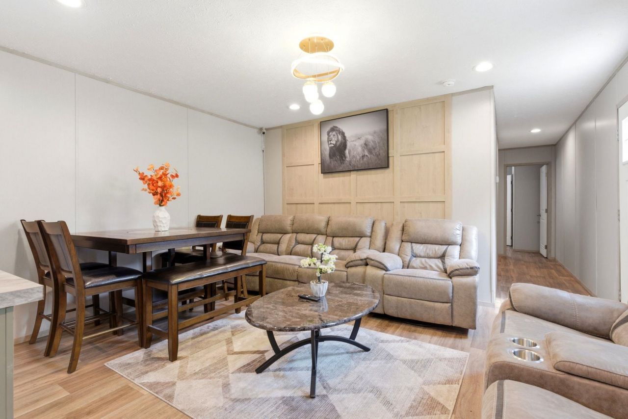 1500 Highway 15  Photo 22