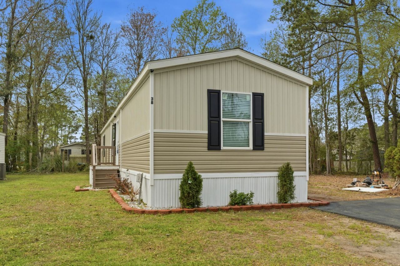 1500 Highway 15  Photo 5