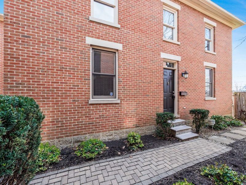 158 Nursery Lane, Columbus, OH 43206 Photo 3