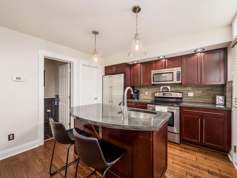 158 Nursery Lane, Columbus, OH 43206 Photo 8