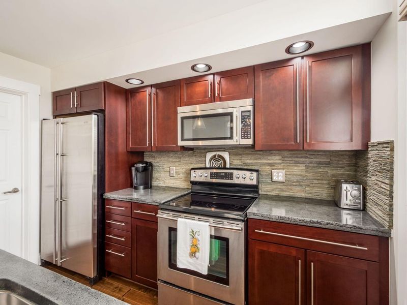 158 Nursery Lane, Columbus, OH 43206 Photo 9