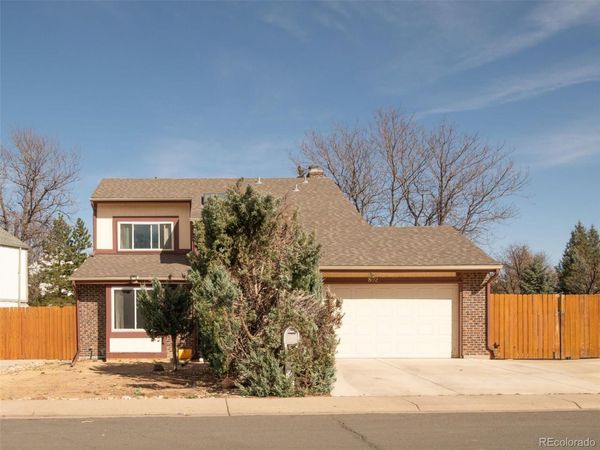 892 S Rifle Way, Aurora, CO 80017