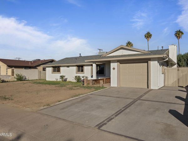 4033 N 78TH Avenue, Phoenix, AZ 85033