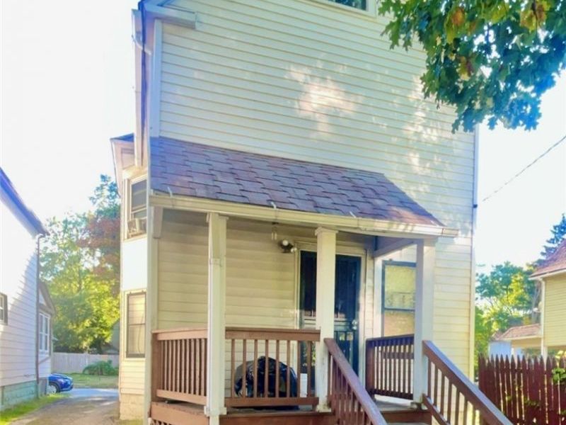 1679 Lockwood Avenue, East Cleveland, OH 44112 Photo 3