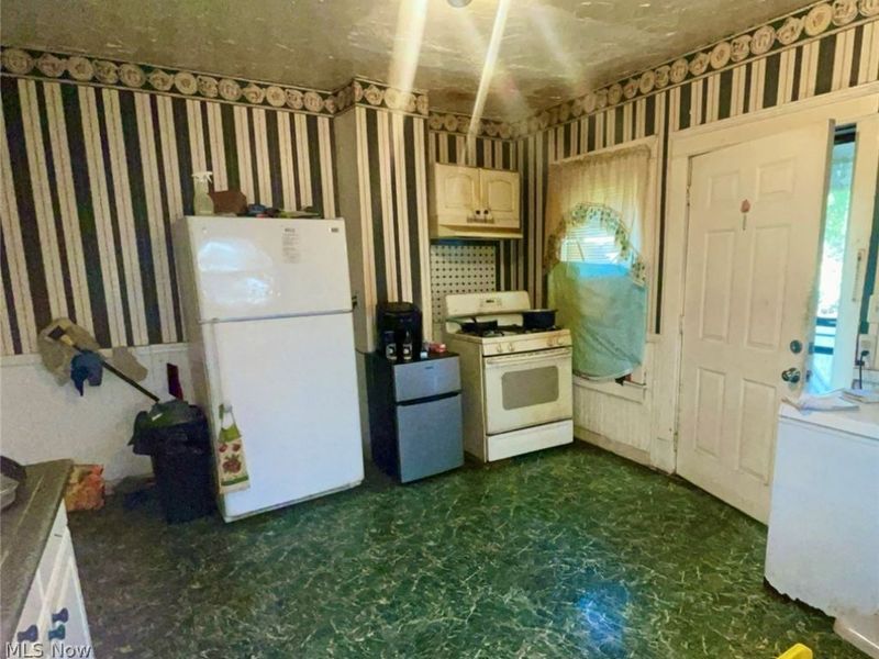 1679 Lockwood Avenue, East Cleveland, OH 44112 Photo 6