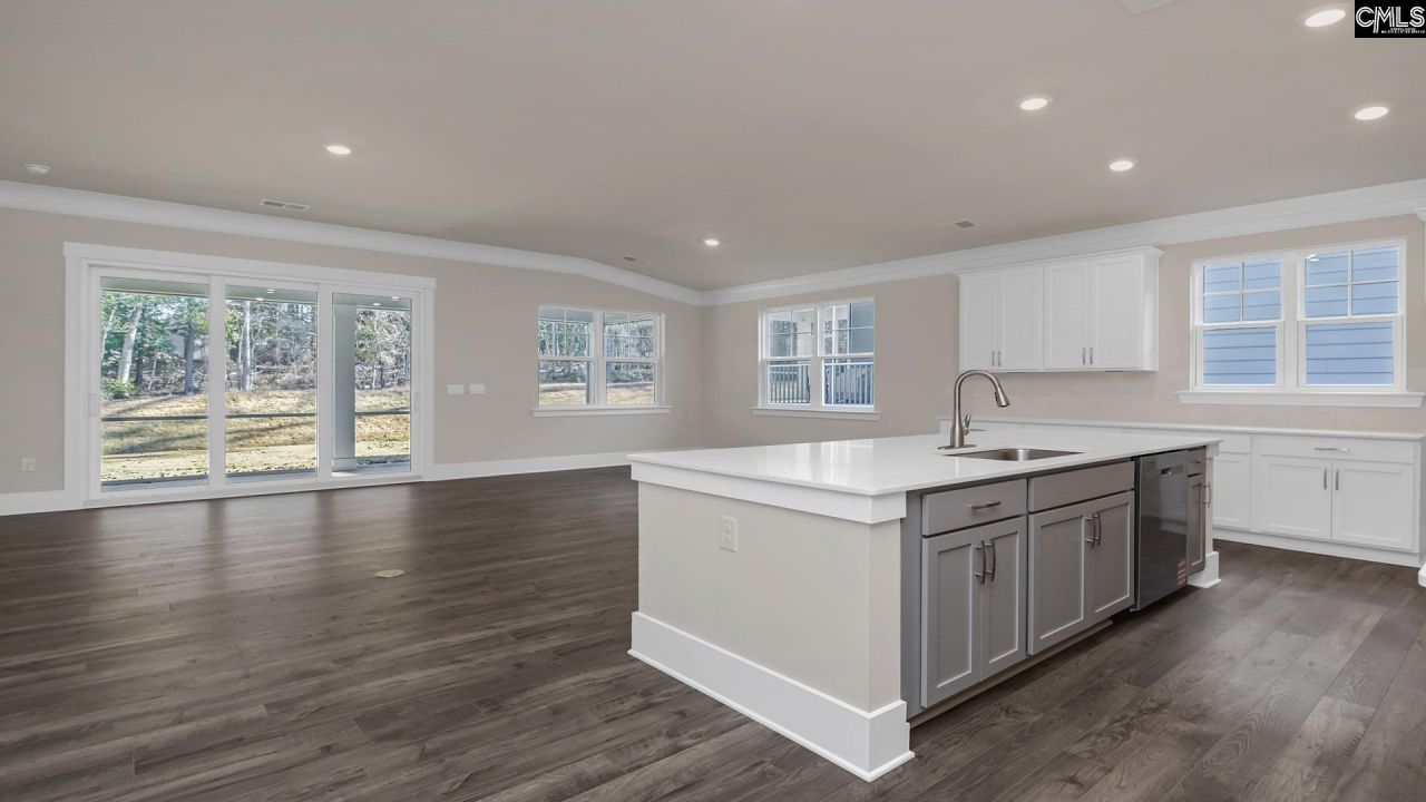 2423 Thode Lane  Photo 13