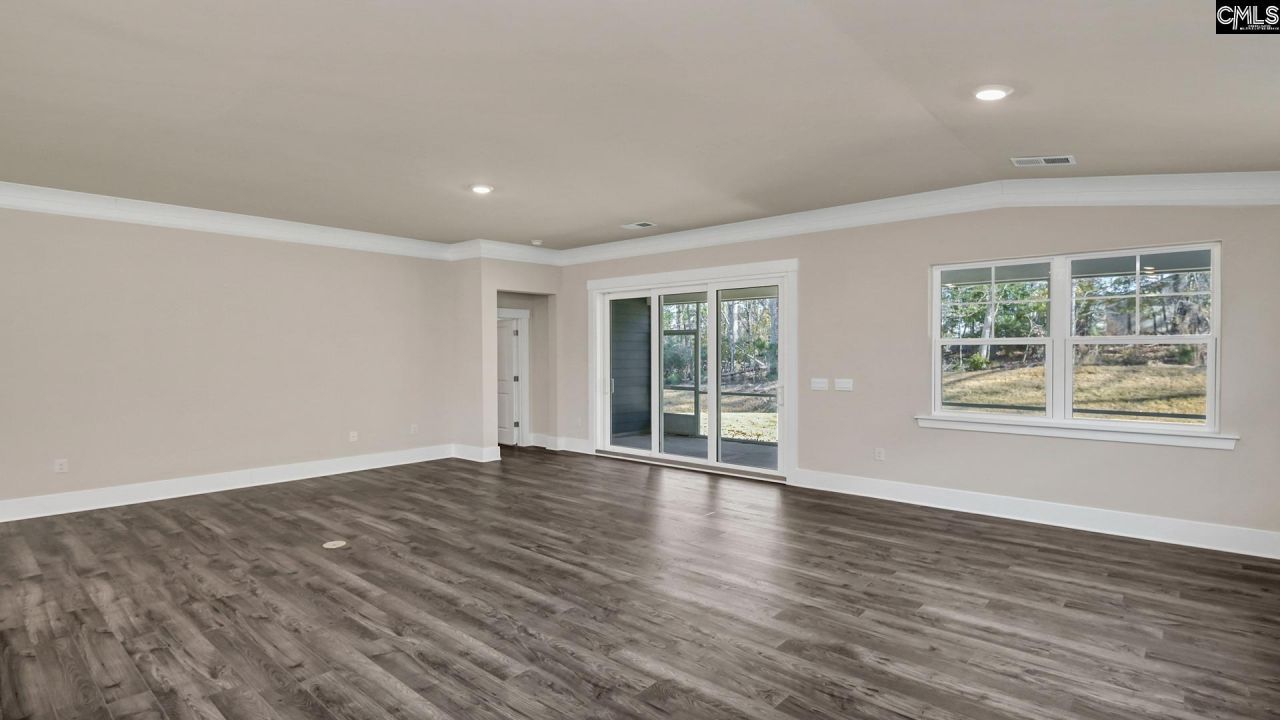 2423 Thode Lane  Photo 14