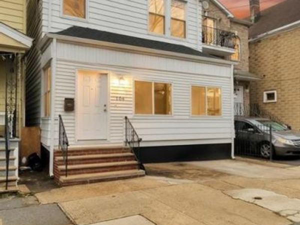 106 11th Street, NEWARK, NJ 07107