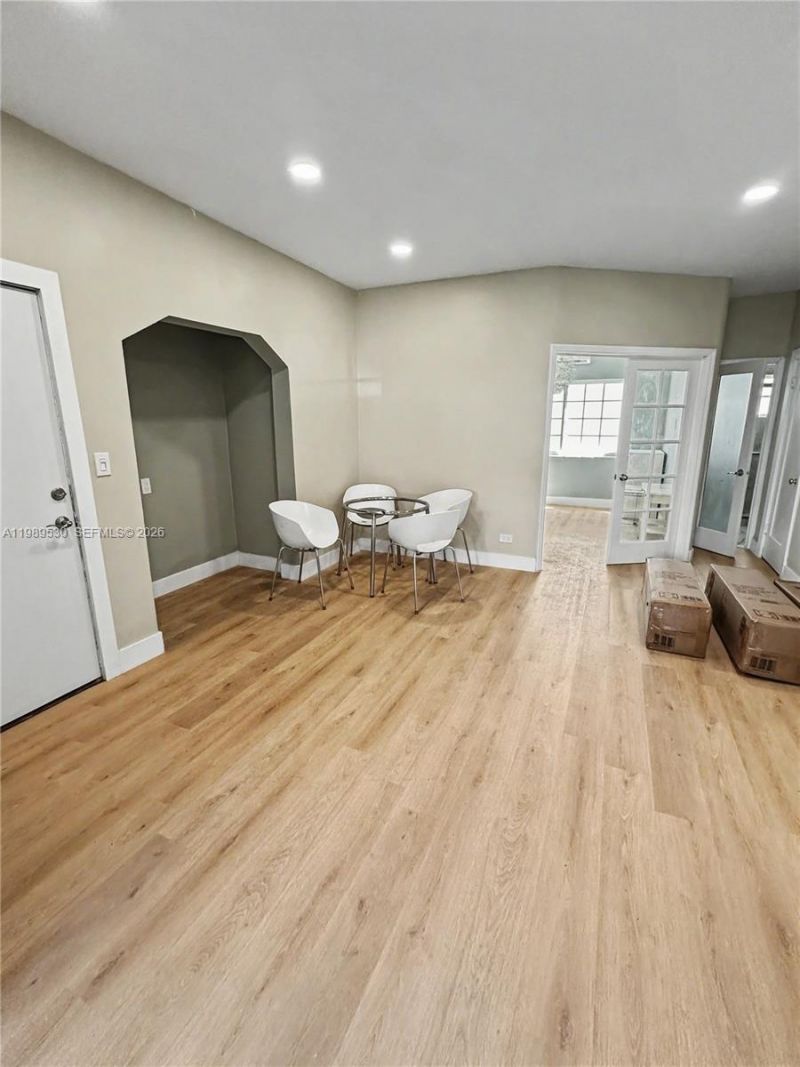 830 10th St , Unit 2, Miami Beach, FL 33139 Photo