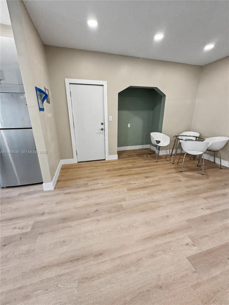 830 10th St , Unit 2, Miami Beach, FL 33139 Photo