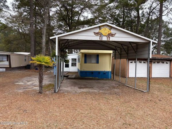 9136 E Calabash Drive SW, Calabash, NC 28467