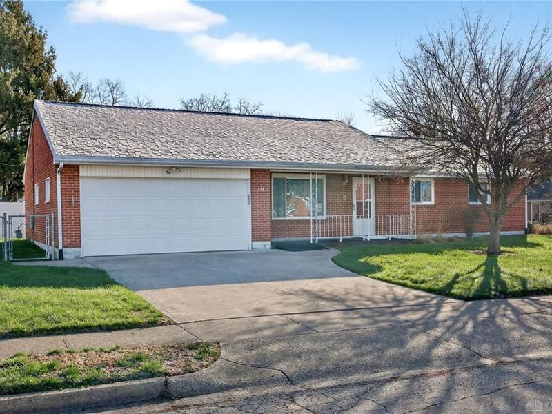 634 Martin Drive, Xenia, OH 45385 Photo 2