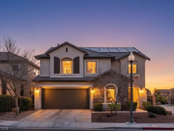 7030 Oakwood Pines Court, Las Vegas, NV 89166