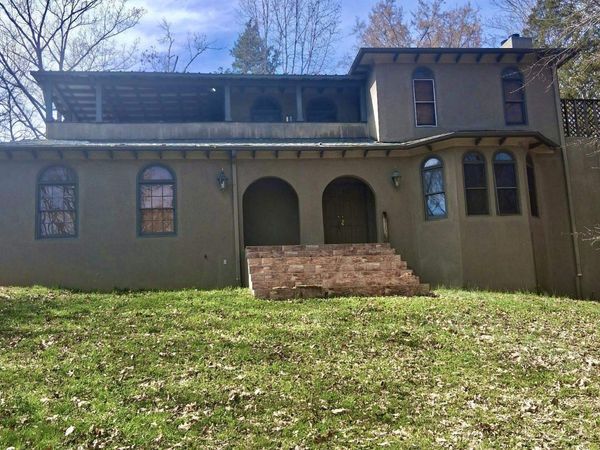 889 ROCKY OAKS TRL, Memphis, TN 38018