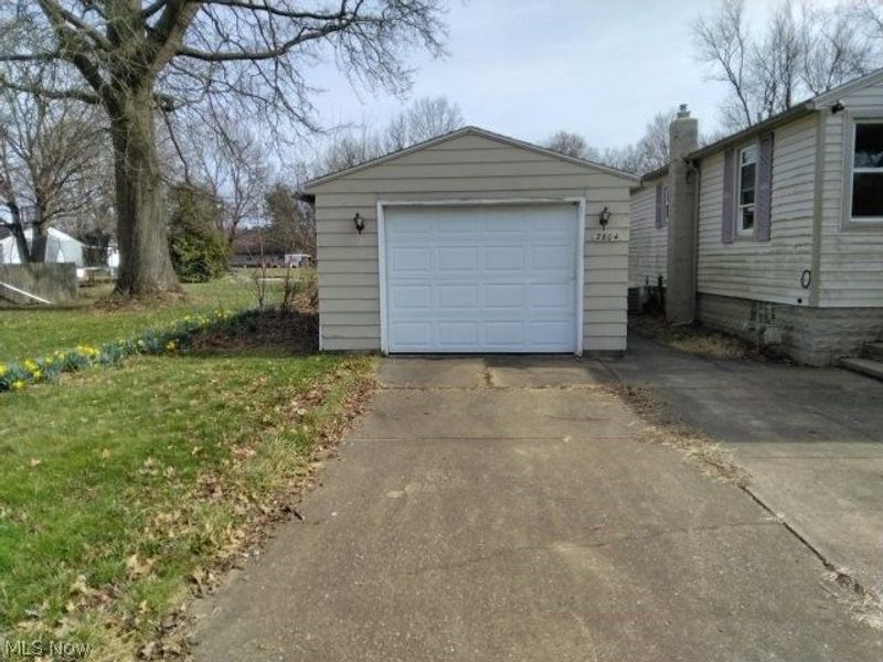 2804 Osage Avenue, Akron, OH 44312 Photo 2