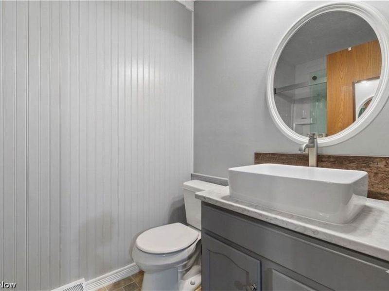 5051 Fox Ridge Drive, Green, OH 44720 Photo 12