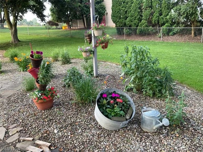 5051 Fox Ridge Drive, Green, OH 44720 Photo 21