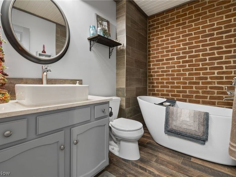 5051 Fox Ridge Drive, Green, OH 44720 Photo 26