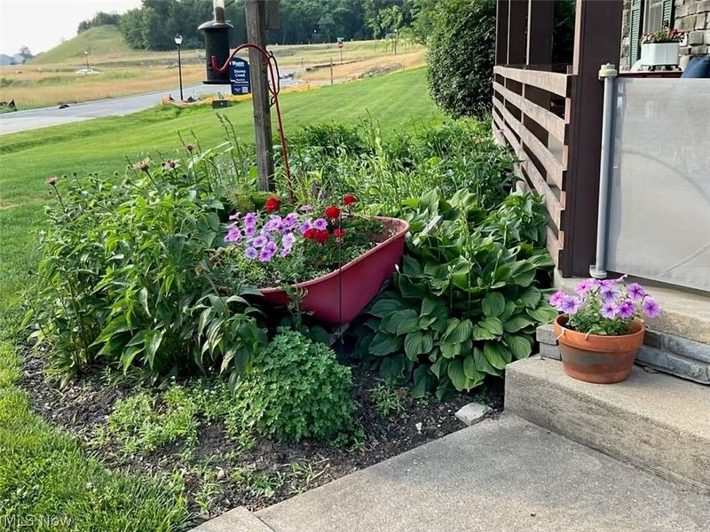 5051 Fox Ridge Drive, Green, OH 44720 Photo 38