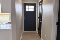 3232 Pleasant Valley Circle photo 4