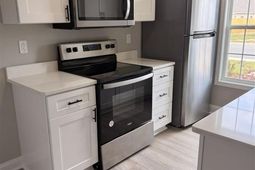 3232 Pleasant Valley Circle photo 4