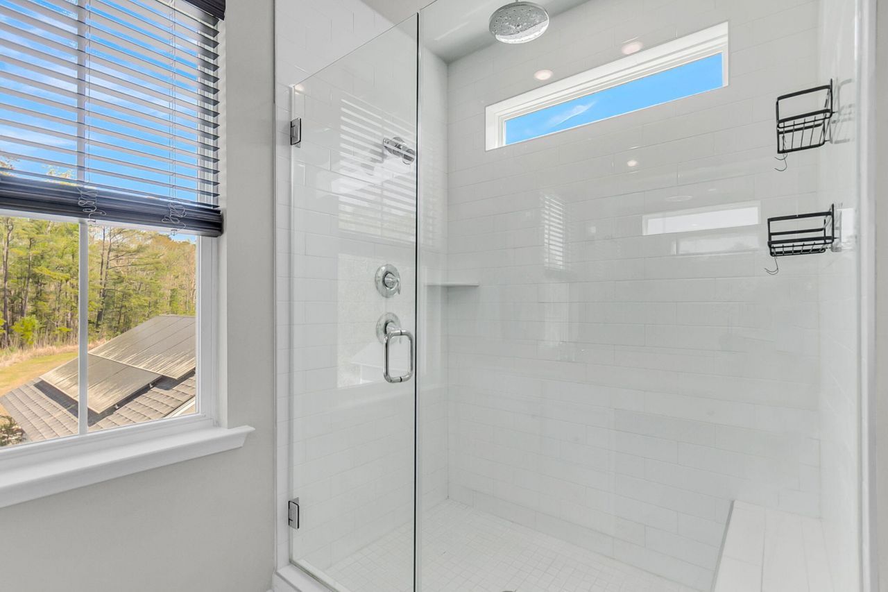 399 Woodgate Way Photo 20