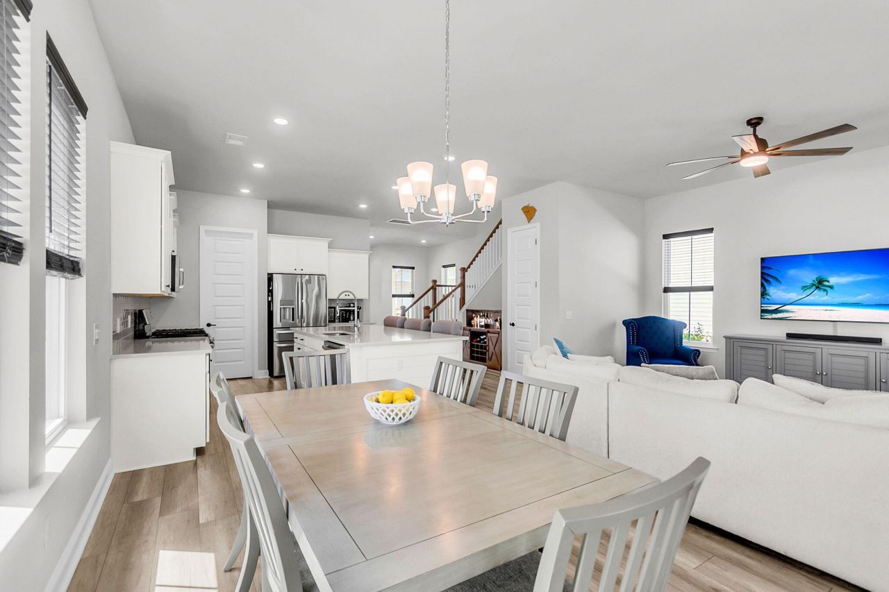 399 Woodgate Way Photo 42