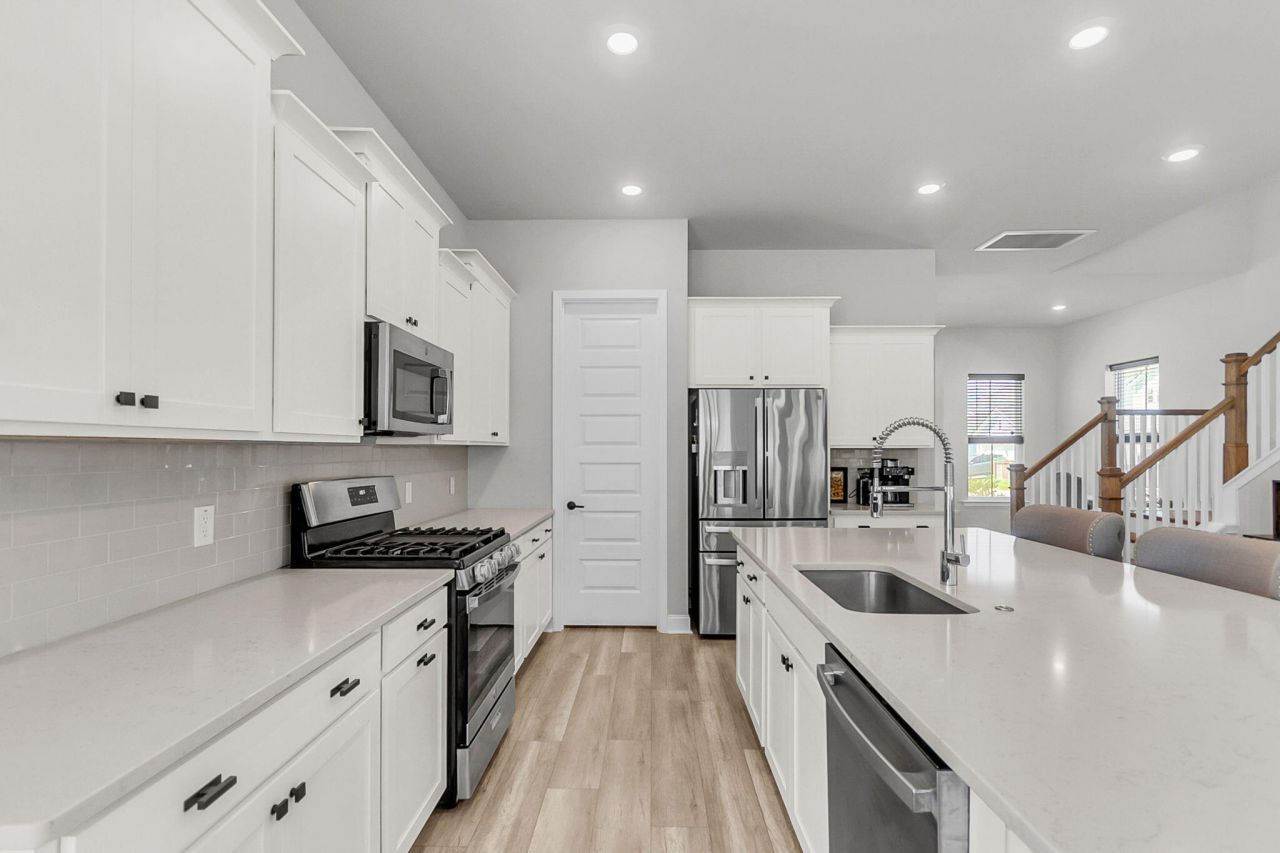 399 Woodgate Way Photo 45