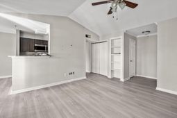 700 Daniel Ellis Drive photo 4