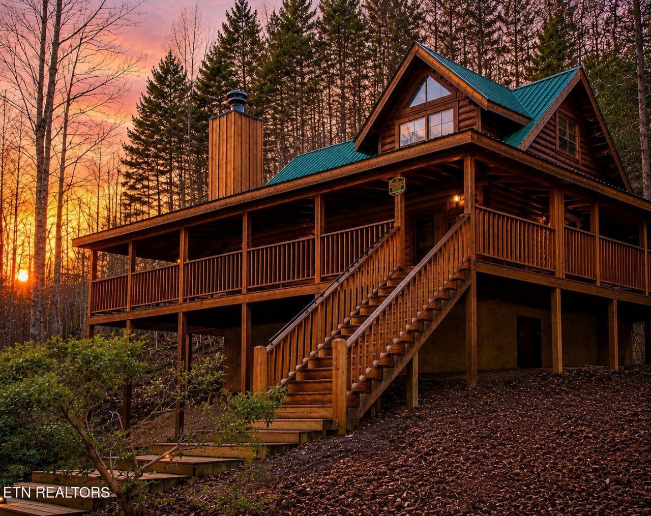 2246 Valley Mountain Way, Sevierville, TN 37862 Main Photo