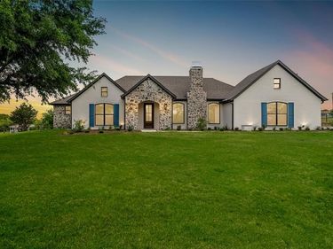 8132 Wyldewood Circle, Fort Worth, TX 76126