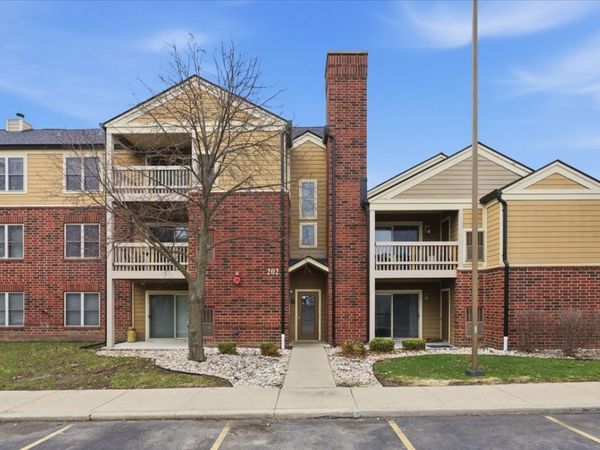 202 Glengarry Drive , Unit 206, Bloomingdale, IL 60108