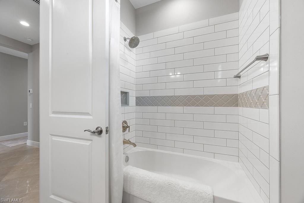 4584 Centaurus Cir, Naples, FL 34120 Photo