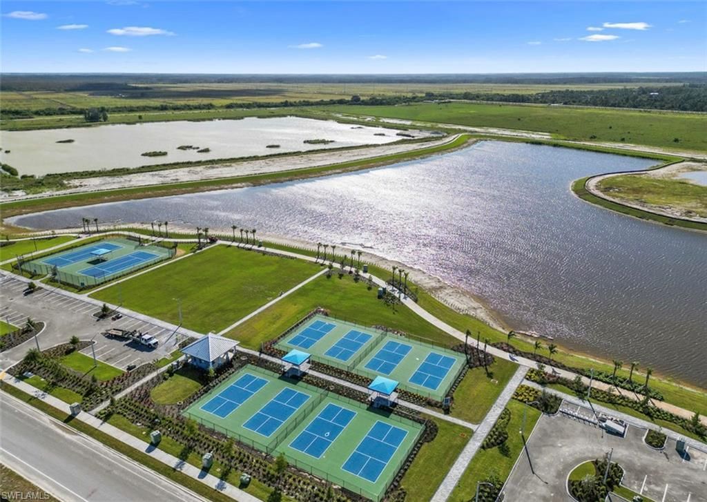 4584 Centaurus Cir, Naples, FL 34120 Photo