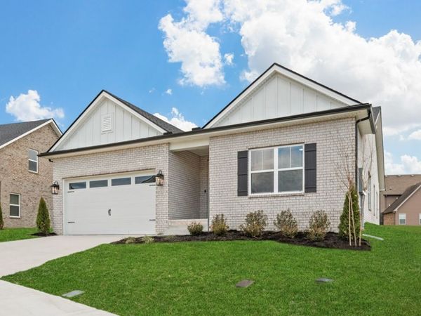 804 Hillock Trace, Lebanon, TN 37087