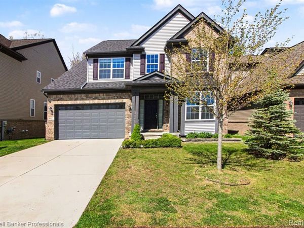 4817 W Stonegate Circle, Orion Twp, MI 48359