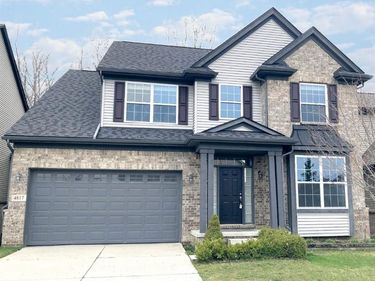 4817 W Stonegate Circle, Orion Twp, MI 48359