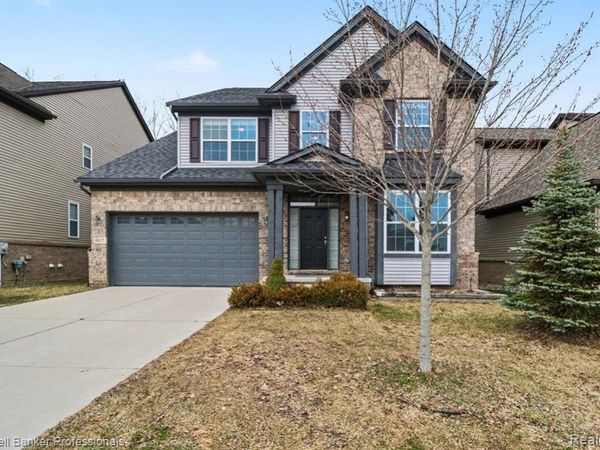 4817 W Stonegate Circle, Orion Twp, MI 48359
