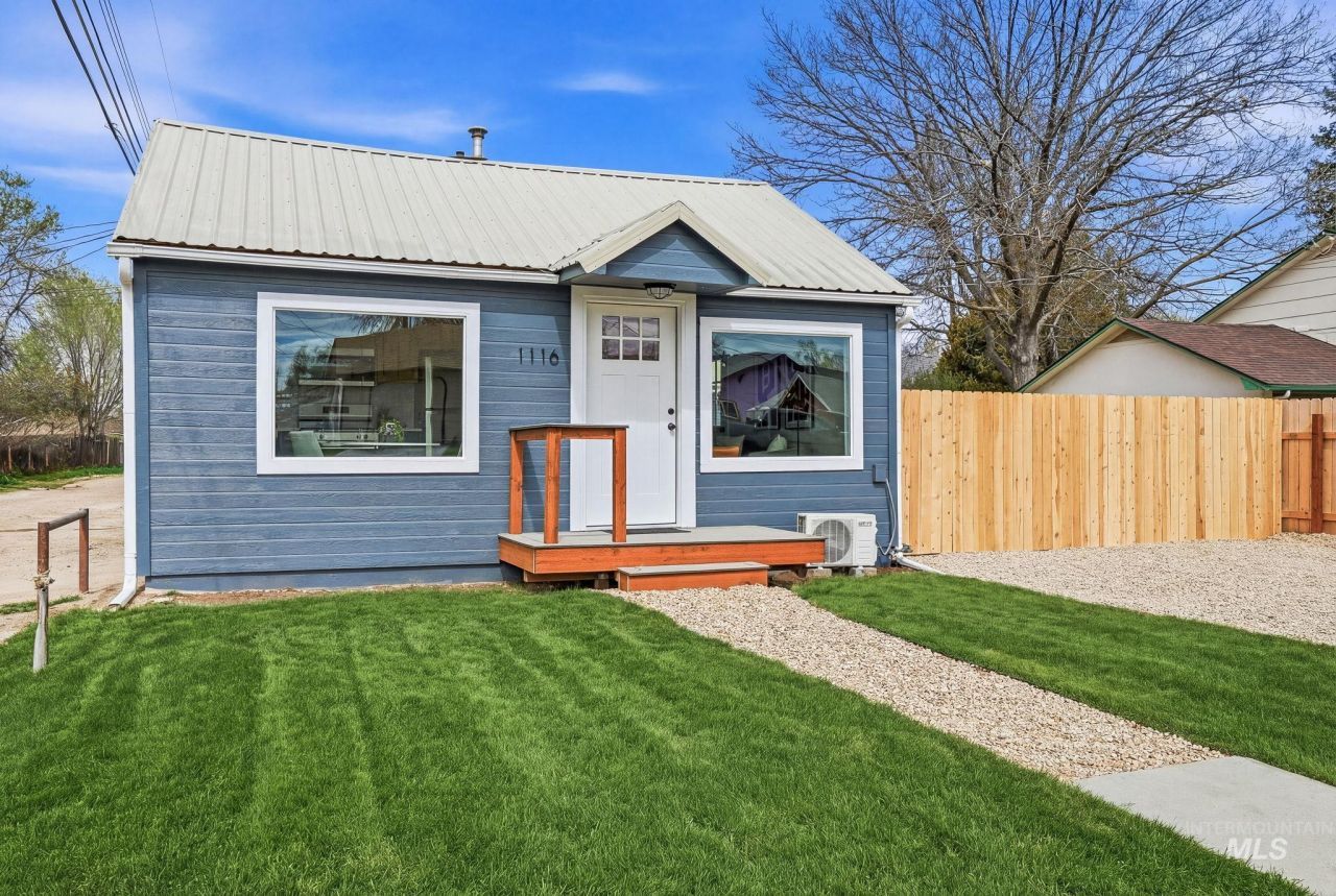 1116 E Washington Ave, Nampa, ID 83686 Main Photo