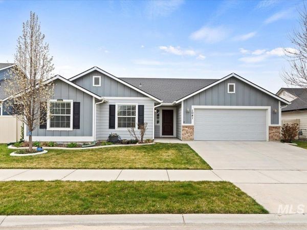 1041 E Italy St., Meridian, ID 83642