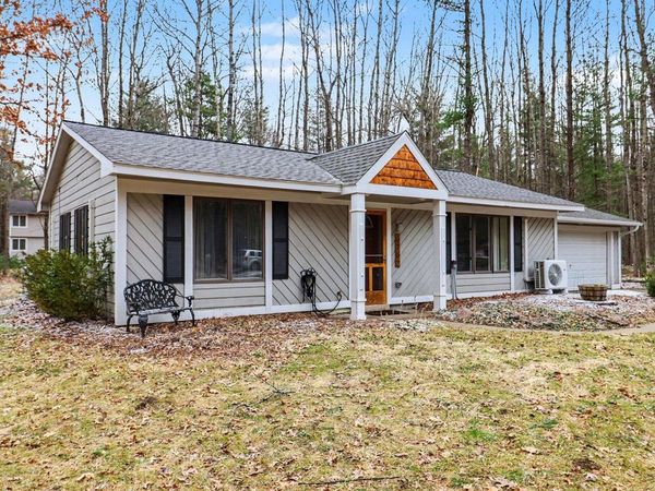 6782 White Pine Drive, Canadian Lakes, MI 49346