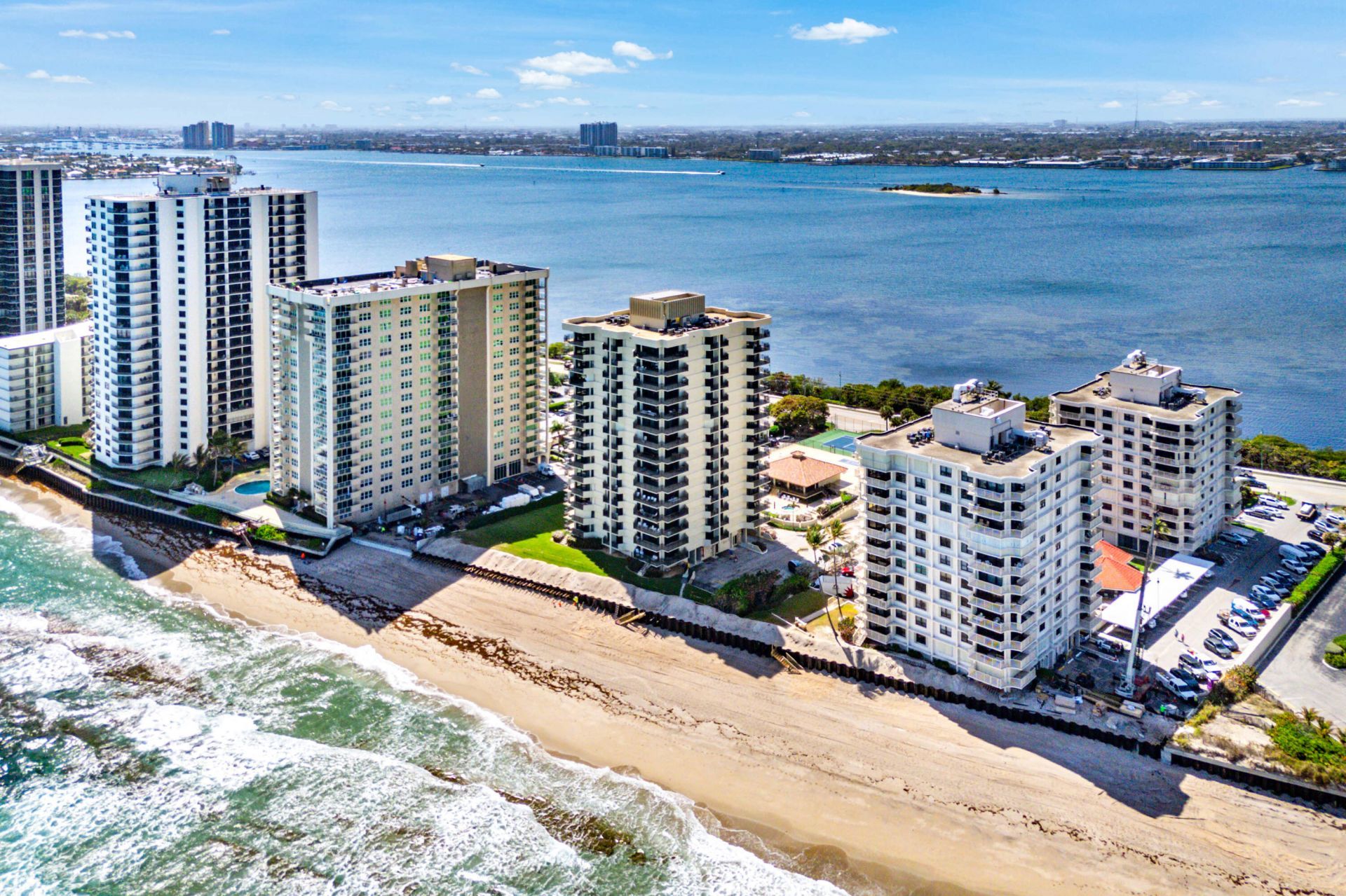 5460 N Ocean Drive Se, Unit 5b, Singer Island, FL 33404 Photo