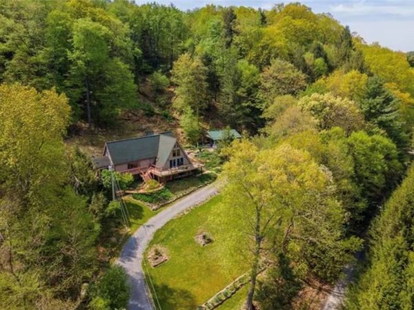 316 Peoples Road , Dayton, PA 16222