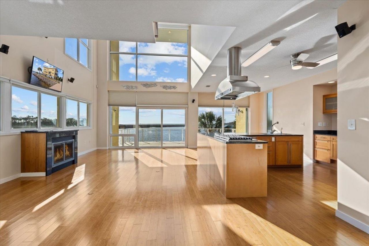 121 SW Main Street , Steinhatchee, FL 32359 Photo