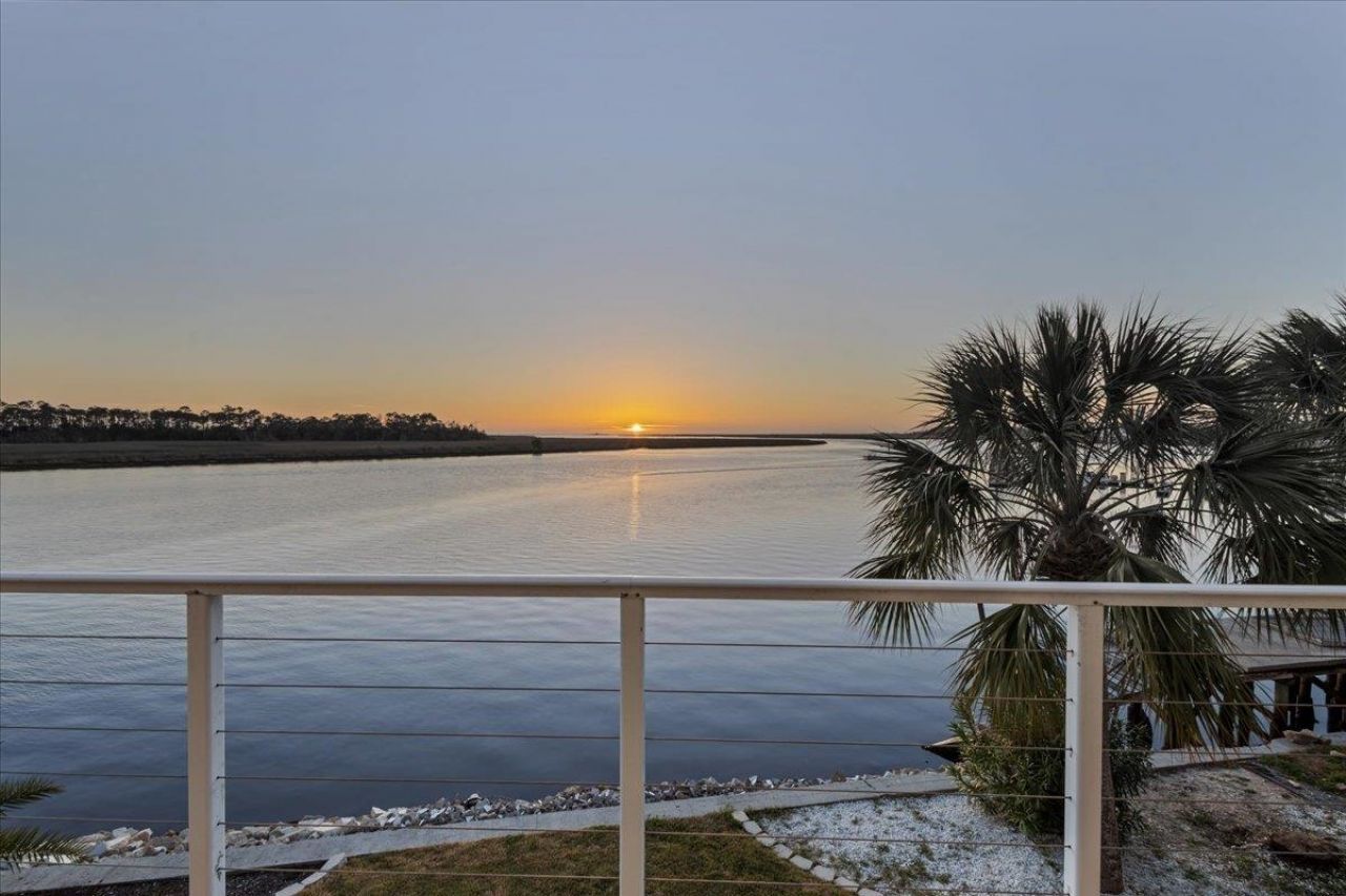 121 SW Main Street , Steinhatchee, FL 32359 Photo