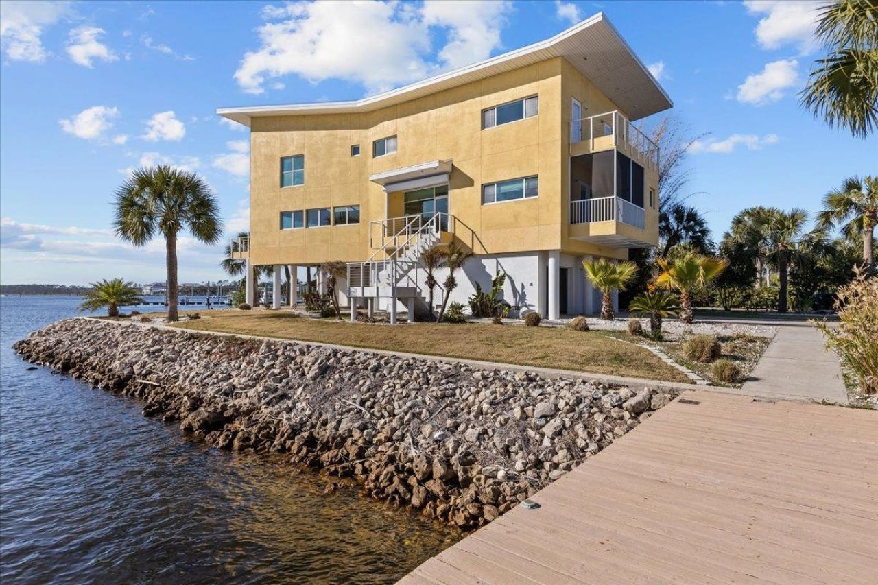 121 SW Main Street , Steinhatchee, FL 32359 Photo