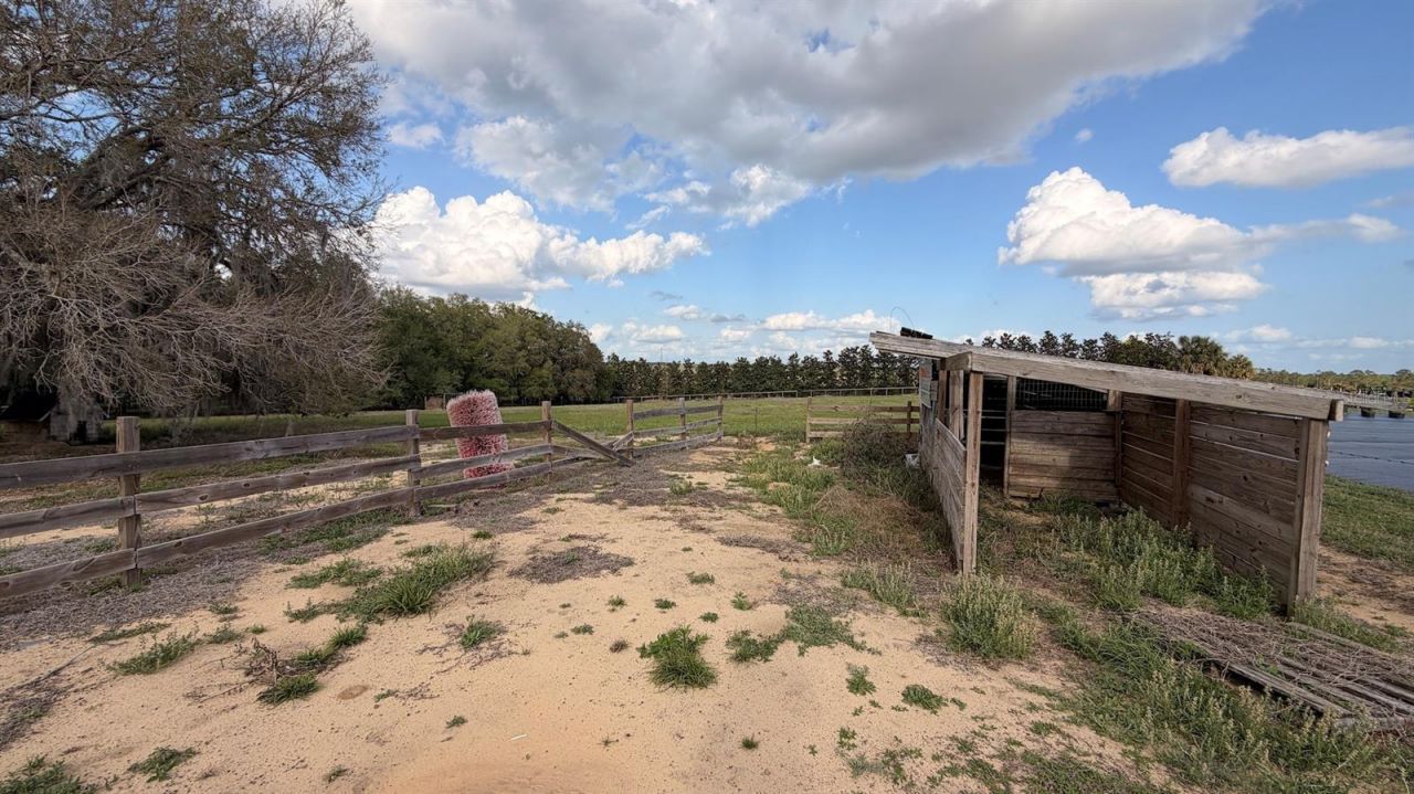 23100 SE Highway 42, Umatilla, FL 32784 Photo