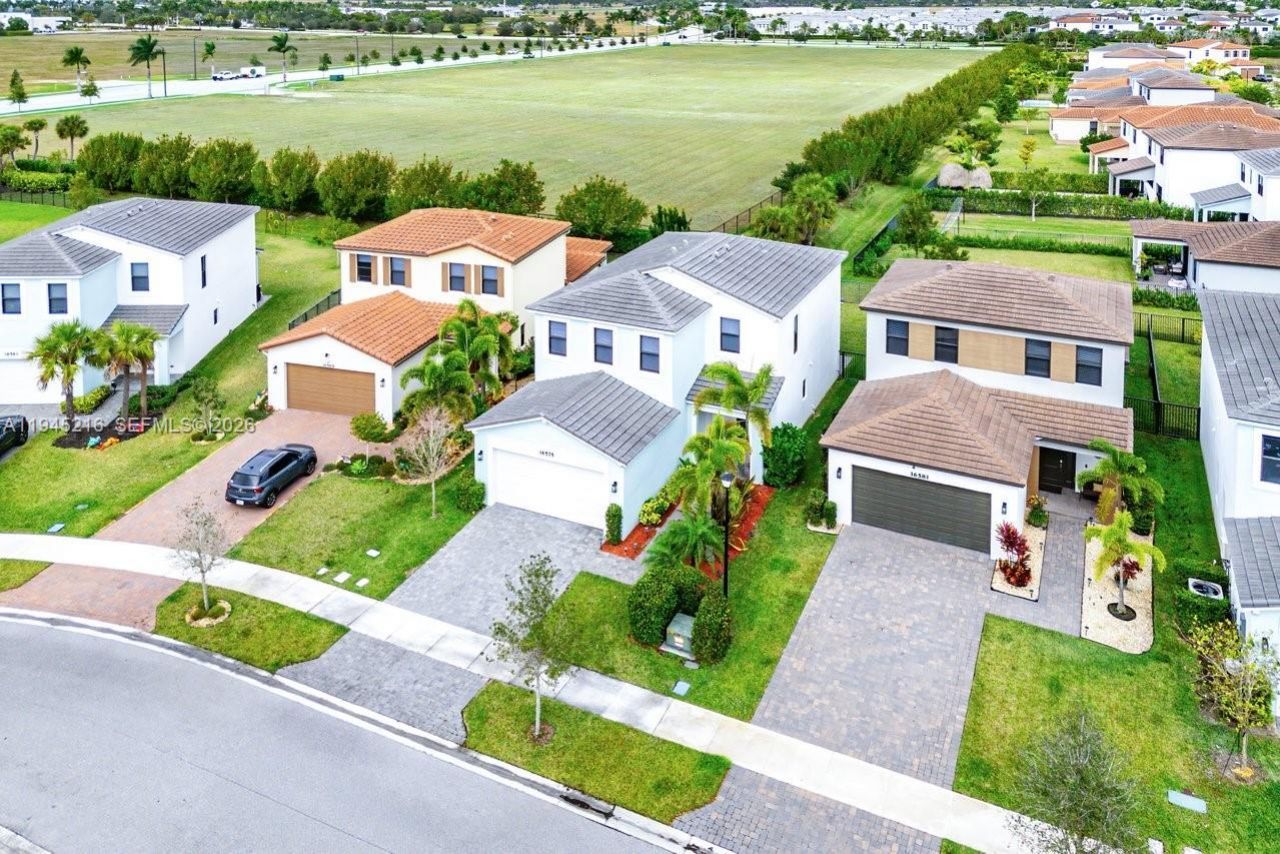 16575 Cove Rd , Westlake, FL 33470 Photo